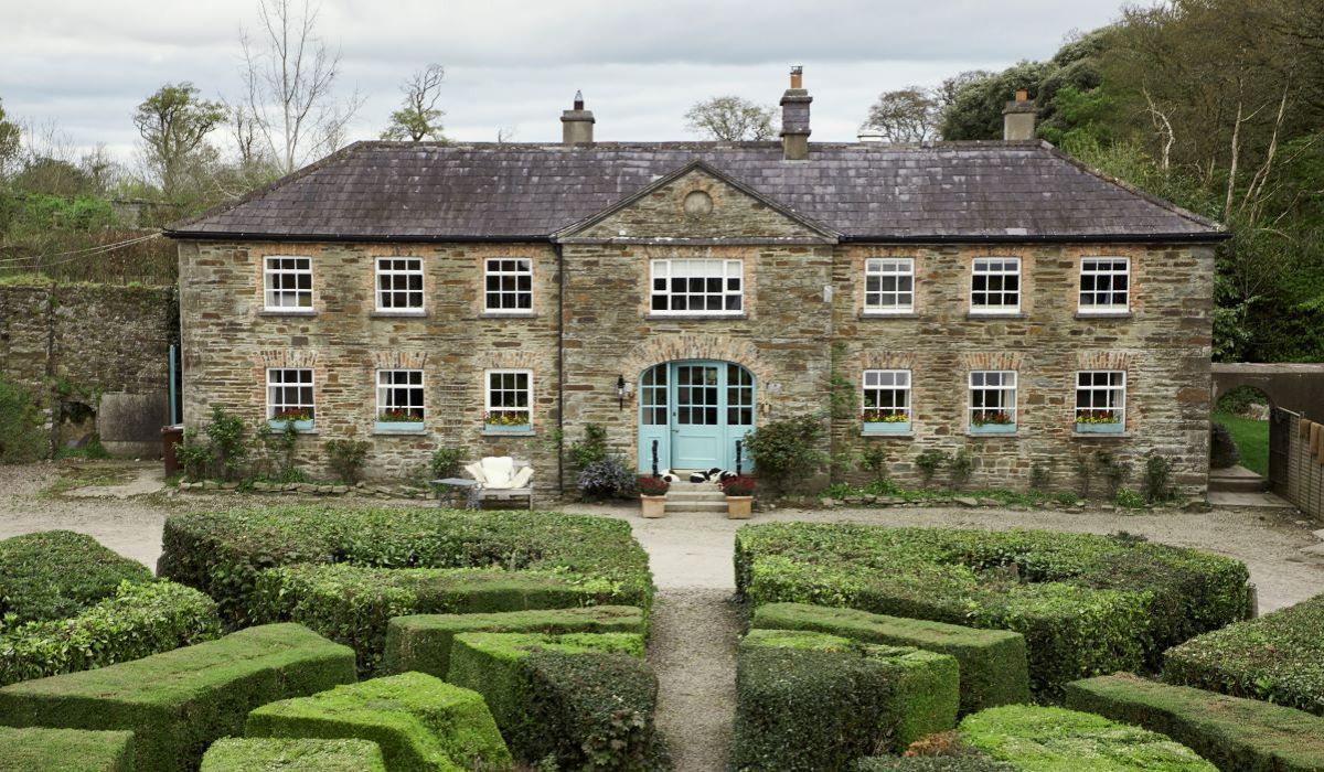 Courtyard Cottage 