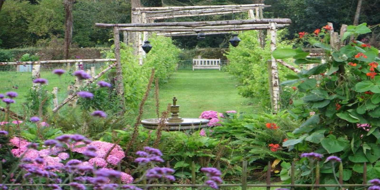 Pergola, water fountain & Flowers